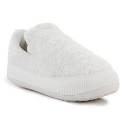 Buty Puma Suede Mayu Slip-on Teddy W 384887 02 białe. Białe buty treningowe bez wzorów, z gumy, bez zapięcia, puma suede. Za 544.84 zł.