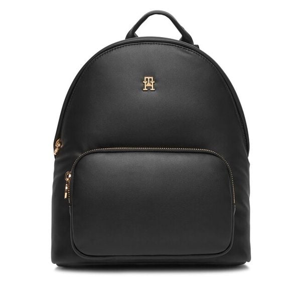 Plecak Tommy Hilfiger. Czarne plecaki Tommy Hilfiger, bez wzorów, bez dodatków. Za 519.99 zł.