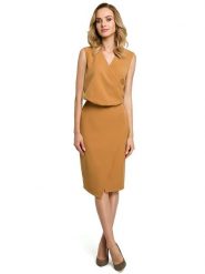 Made of emotion Sukienka w kolorze jasnobrązowym rozmiar: L. Brązowe sukienki Made Of Emotion, l, bez wzorów, bez kołnierzyka, bez ramiączek, midi, kopertowe. Za 74.28 zł.