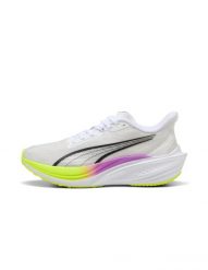 Buty biegowe PUMA Darter Pro białe. Białe buty do biegania Puma, bez wzorów, z gumy, bez zapięcia, do biegania. Za 402.90 zł.