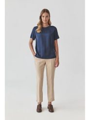 TATUUM Bluzka w kolorze granatowym rozmiar: 36. Niebieskie bluzki Tatuum, bez wzorów, z wiskozy, bez kołnierzyka, bez ramiączek. Za 83.22 zł.