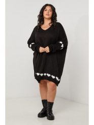 Curvy Lady Sukienka dzianinowa w kolorze czarnym rozmiar: 40/42. Czarne sukienki Curvy Lady, bez wzorów, z dzianiny, klasyczne, bez kołnierzyka, bez ramiączek, midi. Za 78.99 zł.