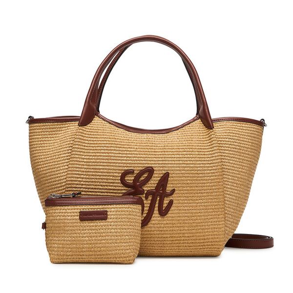 Torebka Emporio Armani. Brązowe torebki klasyczne Emporio Armani, bez wzorów, bez dodatków. Za 1,079.99 zł.