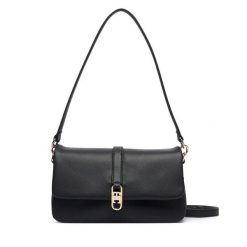 Torebka Tommy Hilfiger. Czarne torebki klasyczne Tommy Hilfiger, bez wzorów, klasyczne, bez dodatków. Za 649.99 zł.