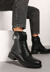 Czarne Botki Workery z Ozdobnym Paskiem i Metalowymi Aplikacjami Liviane. Czarne botki Born2be, z aplikacjami, z jeansu, eleganckie, bez obcasa, na obcasie, bez zapięcia. W wyprzedaży za 112.49 zł.