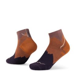 Skarpety turystyczne Buff Merino LIghtweight Quarter Sock LWQ3. Brązowe skarpetki Buff, bez wzorów, z elastanu. Za 99.99 zł.