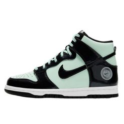 Buty do chodzenia dla dorosłych Nike Dunk High SE All-Star 2021. Niebieskie buty treningowe Nike, bez wzorów, ze skóry, bez zapięcia, do koszykówki. Za 1,222.85 zł.