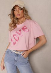 Różowy Krótki T-shirt Oversize z Bawełny z Ozdobnym Napisem Sanillva. Czerwone t-shirty Renee, m, bez wzorów, z bawełny, bez kołnierzyka, bez ramiączek. W wyprzedaży za 35.99 zł.