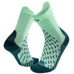 Skarpety trekkingowe kobieta Thermic Outdoor UltraCool Crew Lady wysokosc goleni. Zielone skarpetki THERM-IC, bez wzorów, z materiału. Za 116.00 zł.