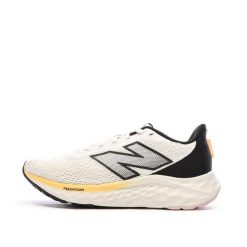 Buty biegowe New Balance Arishi dla kobiet białe. Białe buty do biegania New Balance, bez wzorów, z materiału, bez zapięcia, do biegania. Za 449.80 zł.