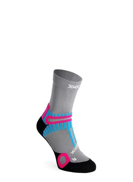 Skarpety turystyczne X-Socks Hike Perform Crew. Szare skarpetki X-Socks, bez wzorów, z dzianiny. Za 119.99 zł.