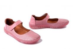 MANITU 840116-42 rosa, półbuty damskie. Czerwone półbuty wsuwane Manitu, na lato, bez wzorów, ze skóry, bez obcasa. Za 319.90 zł.