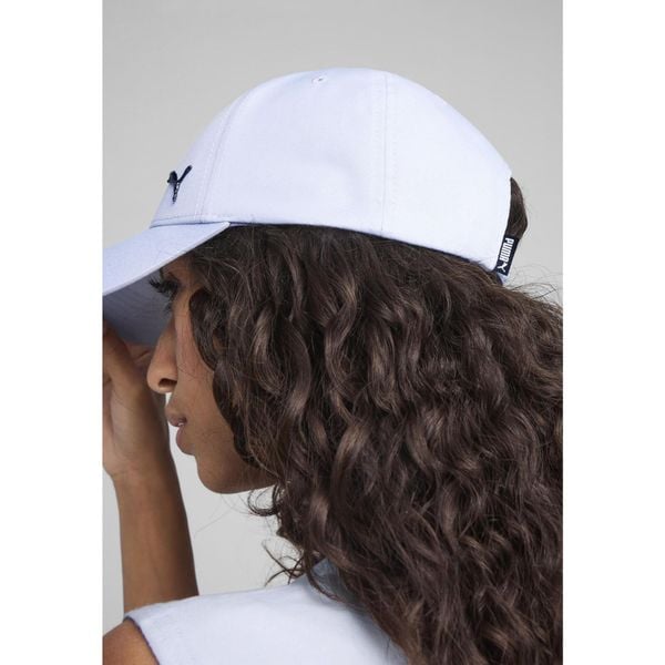Czapka z daszkiem ESS Metal PUMA Cat PUMA Cool Weather Blue. Niebieskie czapki z daszkiem Puma, bez wzorów, klasyczne. Za 55.00 zł.