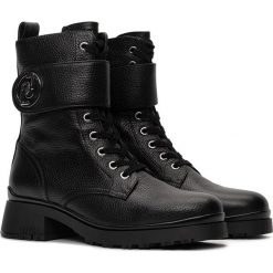 Botki damskie Liu Jo New Nancy 37B (SF1231 PX108 22222). Czarne botki Liu Jo, bez wzorów, z tkaniny, młodzieżowe, bez obcasa, bez zapięcia. Za 404.99 zł.