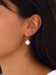 Nakkash Pozłacane kolczyki rozmiar: onesize. Żółte kolczyki Nakkash, pozłacane. Za 52.42 zł.