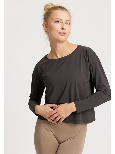 Rethinkit Koszulka funkcyjna "Vigga" w kolorze antracytowym rozmiar: M. Czarne t-shirty sportowe Rethinkit, m, bez wzorów, z materiału, bez ramiączek, outdoorowe. Za 104.89 zł.