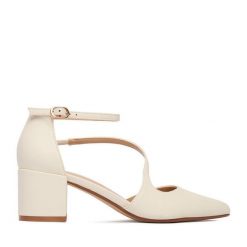 Czółenka JENNY. Czółenka Jenny, bez wzorów, bez obcasa, bez zapięcia. Za 139.99 zł.