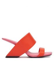 United Nude Klapki Loop Hi 1000596416 Czerwony. Czerwone klapki United Nude, bez wzorów, ze skóry, bez obcasa, bez zapięcia. Za 1,399.00 zł.