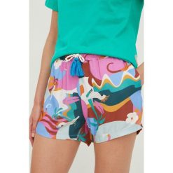 Femi Stories szorty damskie wzorzyste high waist. Szorty Femi Stories, bez wzorów, z materiału. W wyprzedaży za 129.99 zł.