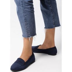 Granatowe Mokasyny Zoeys. Mokasyny Born2be, bez wzorów, z okrągłym noskiem. Za 59.99 zł.