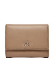 Calvin Klein Portfel Ck Daily Medium Trifold_Pbl K60K612851 Beżowy. Brązowe portfele Calvin Klein, bez wzorów, ze skóry. Za 159.99 zł.