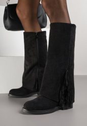 Czarne Kozaki z Wywiniętą Cholewką i Frędzlami Reisela. Czarne kozaki Born2be, bez wzorów, bez obcasa, na płaskiej podeszwie, bez zapięcia. Za 169.99 zł.