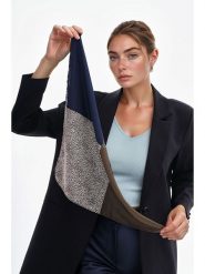 Lucky Bees Chusta w kolorze brązowo-granatowo-kremowym - 53 x 53 cm rozmiar: onesize. Brązowe chusty Lucky Bees, bez wzorów, z materiału. Za 70.08 zł.