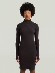 G-Star Sukienka w kolorze czarnym rozmiar: L. Czarne sukienki G-Star, l, bez wzorów, retro, bez kołnierzyka, bez ramiączek, midi. Za 245.96 zł.