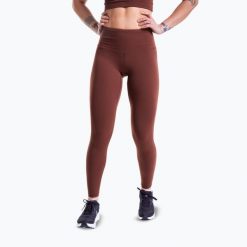 Legginsy treningowe damskie Built For Athletes Training port. Brązowe legginsy BUILT FOR ATHLETES, bez wzorów, sportowe. Za 269.99 zł.