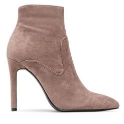 Botki JENNY. Brązowe botki Jenny, bez wzorów, bez obcasa, na szpilce, bez zapięcia. Za 119.99 zł.