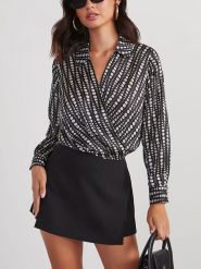 Milan Kiss Bluzka w kolorze czarnym rozmiar: L. Czarne bluzki Milan Kiss, l, bez wzorów, bez kołnierzyka, bez ramiączek. Za 130.99 zł.