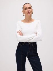 Bluzka z bawełną - złamana biel. Bluzki Reserved, l, bez wzorów, z bawełny, klasyczne, bez kołnierzyka, bez ramiączek. W wyprzedaży za 39.99 zł.