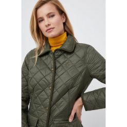 Polo Ralph Lauren kurtka damska kolor zielony przejściowa. Zielone kurtki Polo Ralph Lauren, l, bez wzorów, z materiału, bez kaptura. Za 1,629.90 zł.