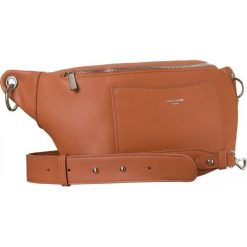 Saszetka damska nerka koralowa David Jones CM5707 CORAL. Pomarańczowe nerki i saszetki David Jones, bez wzorów, ze skóry ekologicznej, duże, bez dodatków. Za 119.99 zł.