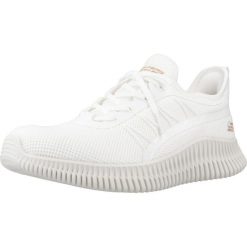 Tenisówki Skechers Model Bobs Geo-new Aesthetics Slip-ins Kolor Biały. Białe trampki Skechers, bez wzorów, z tkaniny, sportowe, bez zapięcia, skechers sport. Za 199.99 zł.