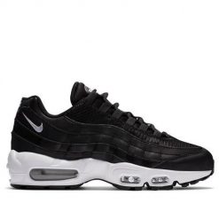 Buty do chodzenia damskie Nike W Air Max 95. Czarne buty treningowe Nike, bez wzorów, z materiału, bez zapięcia, trekkingowe, nike air max. Za 675.00 zł.