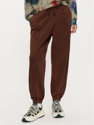Deha Spodnie dresowe C12165 Brązowy Regular Fit. Brązowe spodnie dresowe Deha, bez wzorów, z bawełny. Za 379.99 zł.