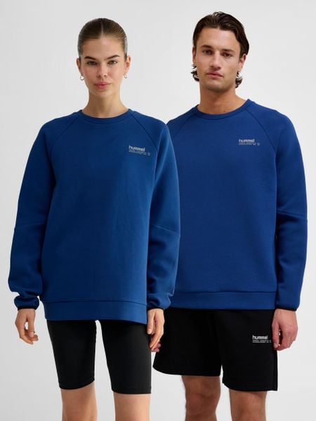 Bluza Hummel Tech. Niebieskie bluzy Hummel, na wiosnę, m, bez wzorów, z bawełny, klasyczne, bez ramiączek, bez kaptura. Za 336.00 zł.