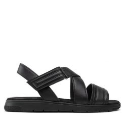 Sandały Geox. Czarne sandały Geox, bez wzorów, bez obcasa, na płaskiej podeszwie, bez zapięcia. Za 299.99 zł.