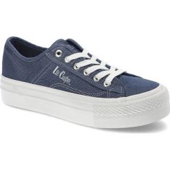 Niebieskie Trampki Lee Cooper Modne Buty Damskie. Niebieskie trampki Lee Cooper, bez wzorów, z materiału, eleganckie, bez zapięcia. Za 129.00 zł.