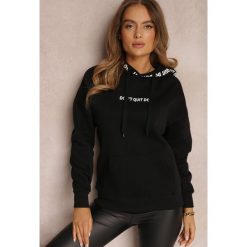 Czarna Bluza z Kapturem Vasilija. Czarne bluzy Renee, l, bez wzorów, z bawełny, casualowe, bez ramiączek, z kapturem. W wyprzedaży za 76.99 zł.