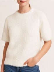 Miękka bluzka z krótkim rękawem i okrągłym dekoltem - biały. Białe bluzki Sinsay, l, bez wzorów, bez kołnierzyka, bez ramiączek. Za 45.99 zł.