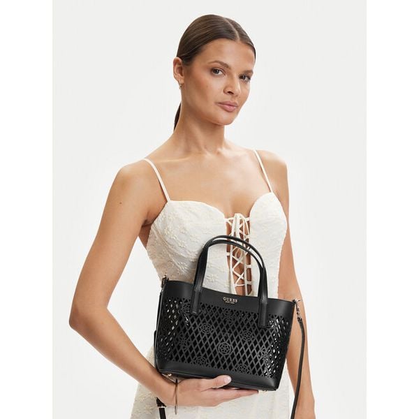 Torebka Guess. Czarne torebki klasyczne Guess, z aplikacjami, klasyczne, bez dodatków. Za 406.99 zł.