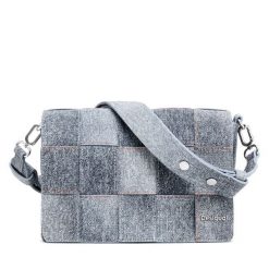 Torebka Desigual. Szare torebki klasyczne Desigual, bez wzorów, klasyczne, bez dodatków. Za 199.99 zł.
