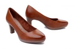 TAMARIS 1-22410-41 muscat, czółenka damskie. Brązowe czółenka Tamaris, bez wzorów, bez obcasa, bez zapięcia. Za 194.93 zł.