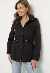 Czarna Kurtka Parka ze Ściągaczem w Talii i Odpinanym Kapturem Elanoreta. Czarne kurtki Born2be, l, bez wzorów, z jeansu, eleganckie. W wyprzedaży za 118.99 zł.