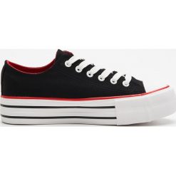 Trampki na grubej podeszwie - Czarny. Trampki marki Cropp. Za 79.99 zł.