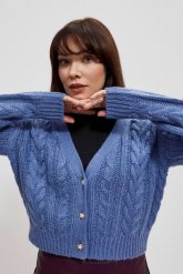 Sweter damski w warkoczowy splot. Swetry MOODO, l, bez wzorów, ze splotem, bez ramiączek. W wyprzedaży za 51.99 zł.