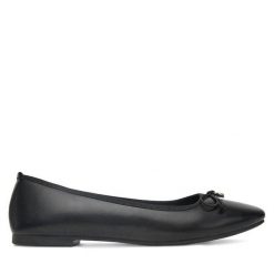 Baleriny DeeZee. Czarne baleriny DeeZee, bez wzorów, bez obcasa, bez zapięcia. Za 79.99 zł.