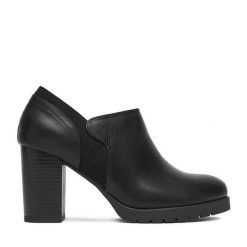 Półbuty Clara Barson. Czarne półbuty wsuwane Clara Barson, bez wzorów, bez obcasa, na obcasie. Za 149.99 zł.